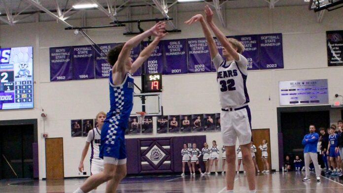 Kalan Steinbeck, Blair, Nebraska High School Varsity Basketball